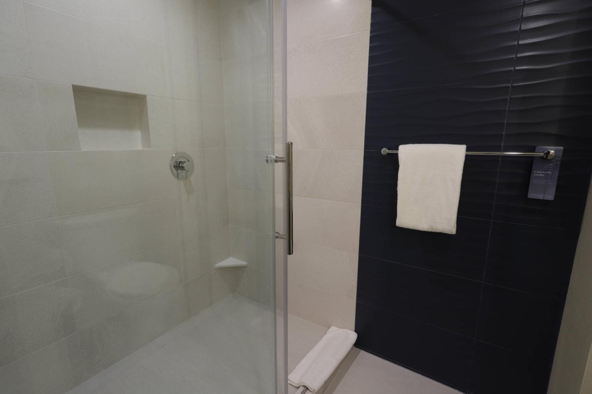 Fairfield Inn & Suites By Marriott Мехикали Екстериор снимка