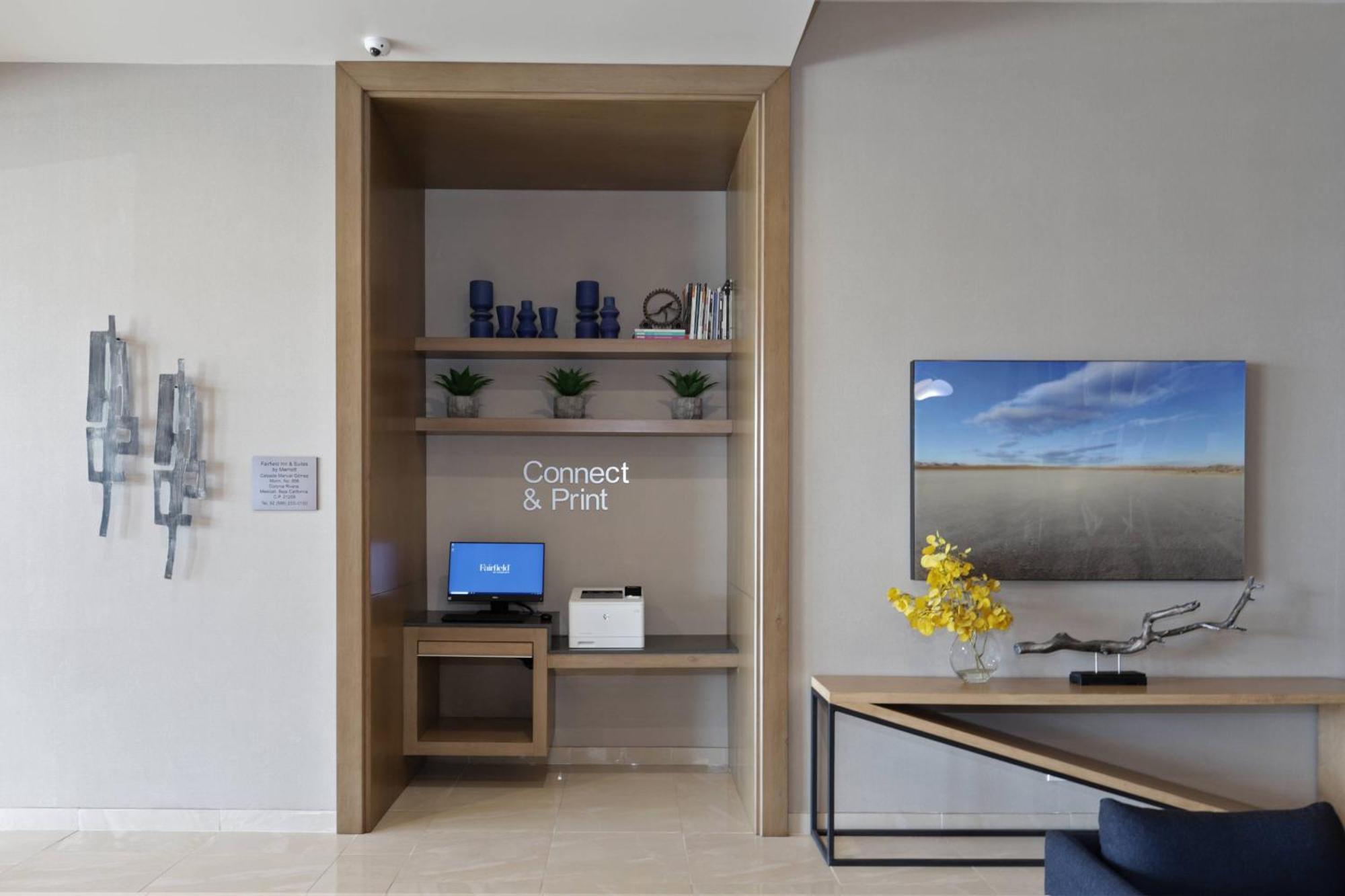 Fairfield Inn & Suites By Marriott Мехикали Екстериор снимка